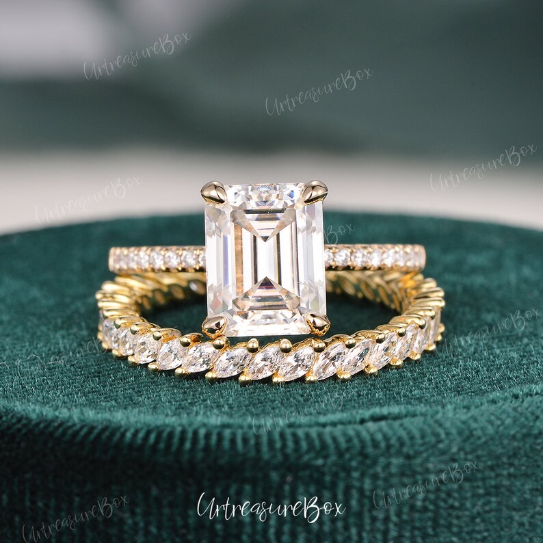 Hidden Halo Emerald Cut Moissanite Engagement Ring Set 2.5ct Vintage ...