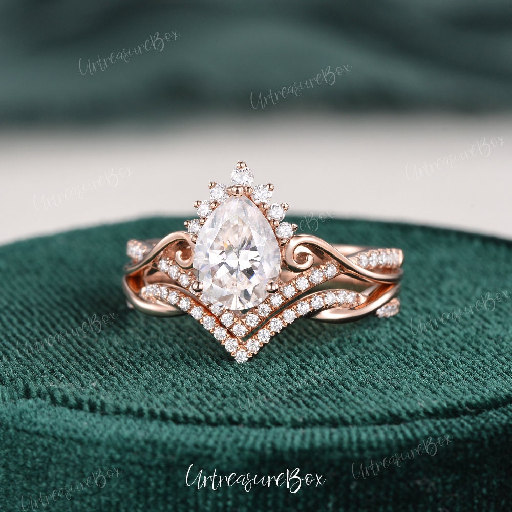Pear shaped ring with infinity band deals