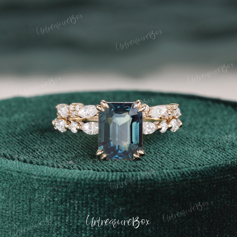 エジプト　サファイア　リング ピーコックサファイアエンゲージリングセット イエローゴールド