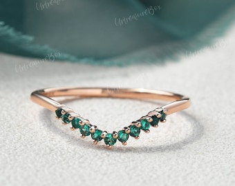 Curved Wedding Band Women Rose Gold Emerald Wedding Band Antique Wedding Band Vintage Band Art Deco Unique Emerald Ring Anniversary Gift