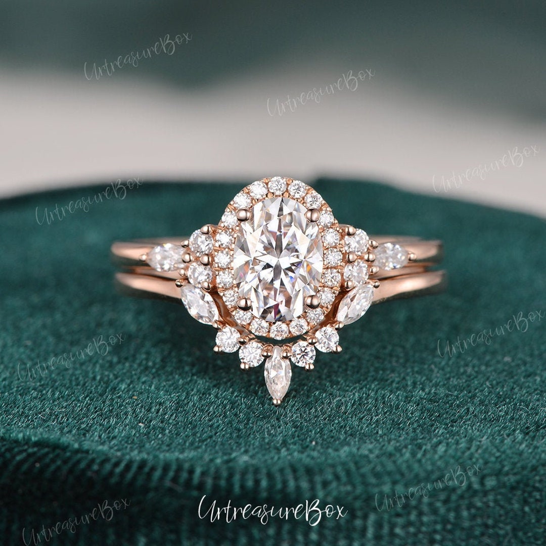 Vintage Moissanite Engagement Ring Set Rose Gold Moissanite Cluster vintage-moissanite-engagement-ring-set-rose-gold-moissanite-cluster