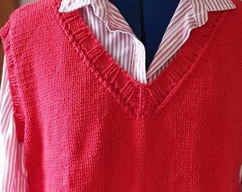 Handgestrickter Roter kurzer Pullunder mit V-Ausschnitt aus Baumwolle