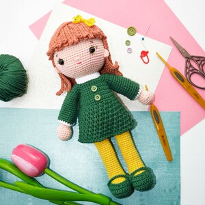 Crochet Doll Pattern in SPANISH