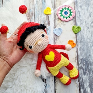 CHAPULIN COLORADO AMIGURUMI | Spanish language pattern | includes 1 written guide and video tutorials | crochet doll | knitting guide