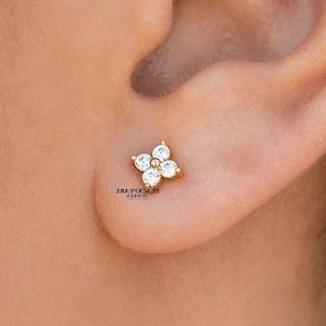 0.16 Ct Round Cut Lab Grown Tiny Diamond Cluster Stud Earrings, Flower Dainty Earrings for Women, 14K Gold Lab Diamond Earring, Gift for Her
