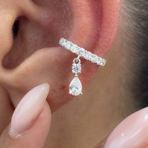 Elegant Cuff Dangle Single Earring with E/VVS Lab Grown Diamonds ear cuff, 0.44 Ct Round & Pear Cut, fake piercing earring ,Handmade Jewelry