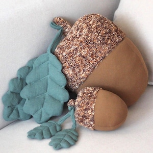 Mini almohada Acorn Accent marrón arena