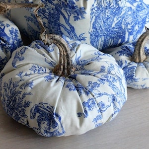 Pumpkins &quot;Toile de Jouy Blue&quot; Set of 3 or 5 with Real Stems