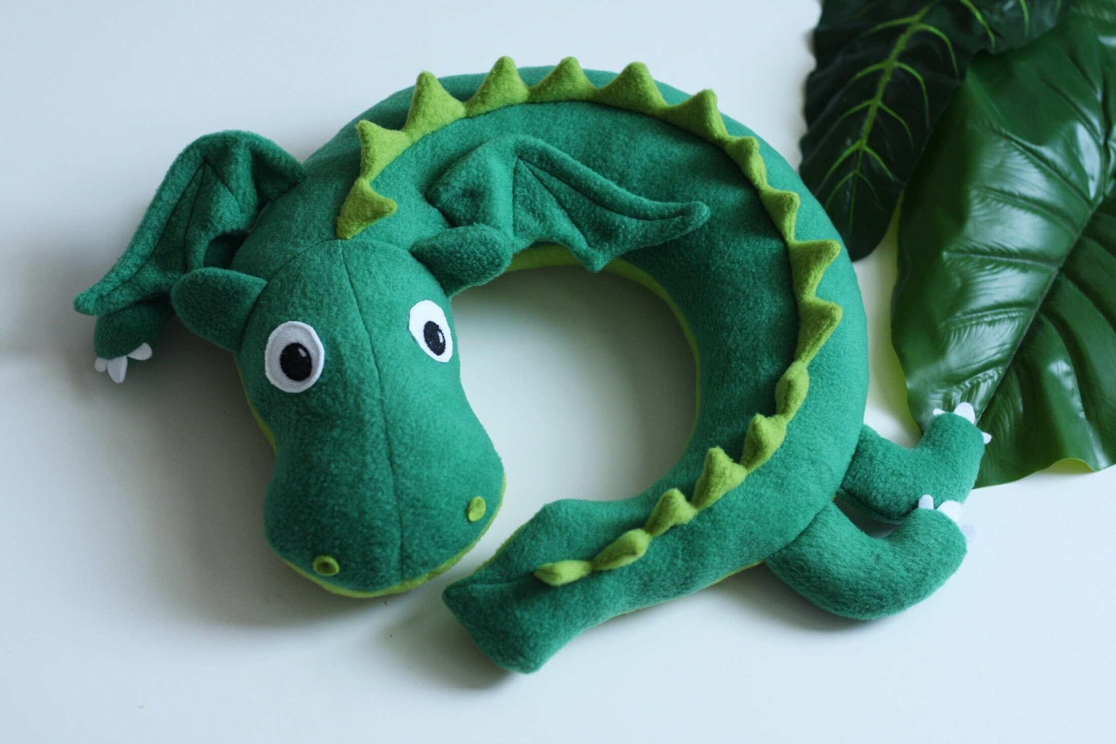 Dragon neck pillow hotsell