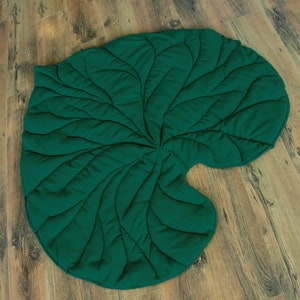 Water lily leaf Rug custom colors & size / Leaf Blanket image 6