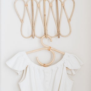 Full-Sized Rattan Clothing Hangers image 3