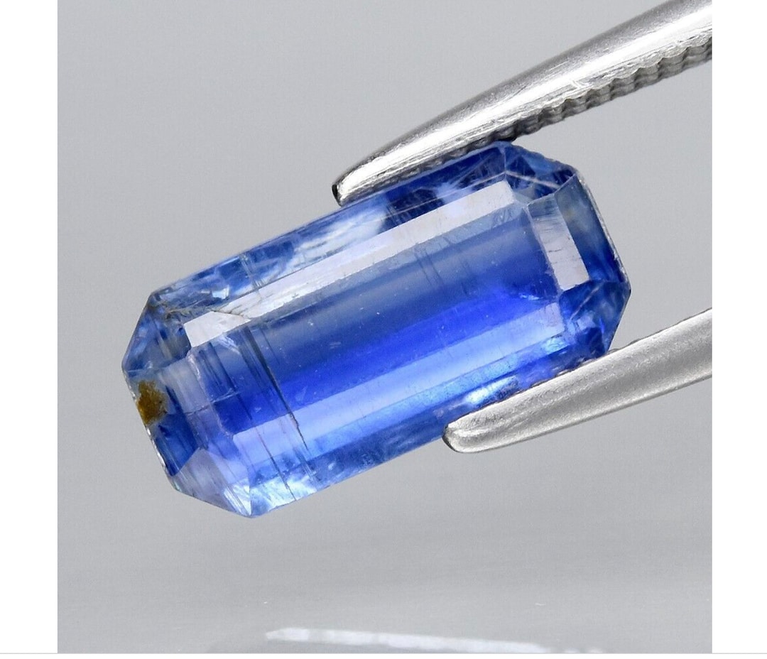 Kyanite Bleue Naturelle Du Népal – 1,39 Carats – Pierre Gemme Rare Et Brute