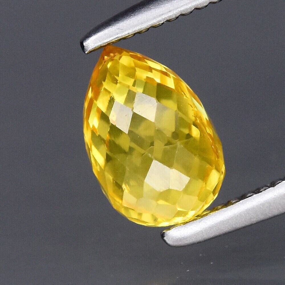 Safira lendária, safira amarela lapidada em briolette, 0,95 ct, incrível briolette redonda com corte de 360 graus da Tanzânia, lapidada internamente, 6 mm x 4 mm