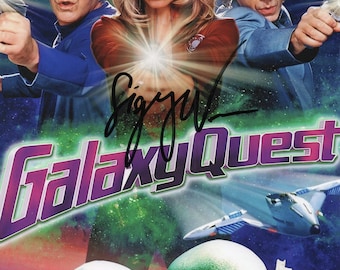 Sigourney Weaver autograph