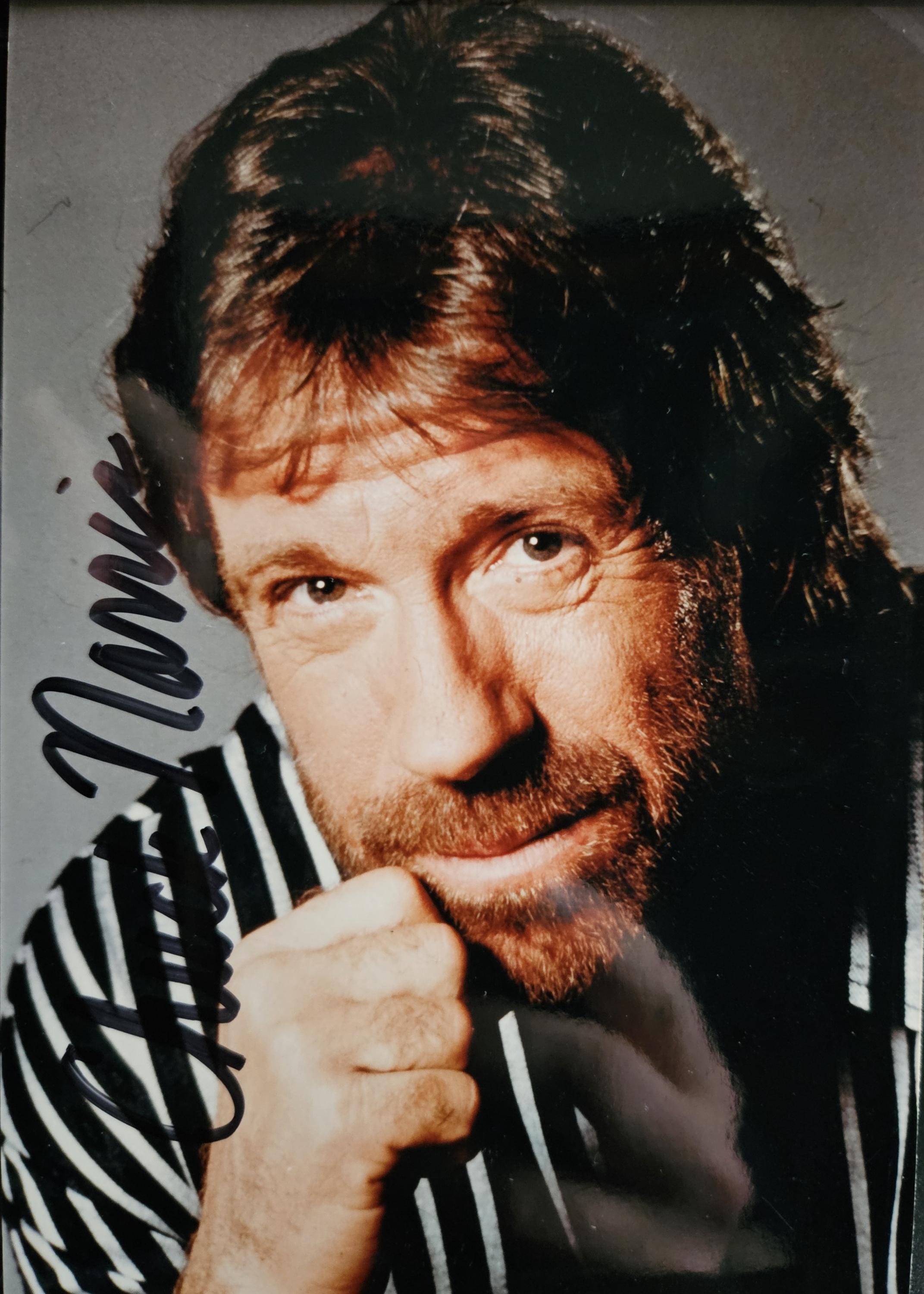 Reproduction Photo Dédicacée Chuck Norris - Format A4 (20,3 X 27,9 Cm)