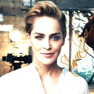 Sharon Stone autograph