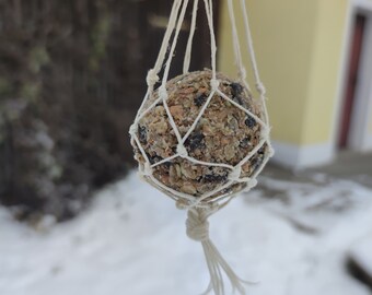 nachhaltige Meisenknödel Netze, plastikfrei, handgeknüpft, Flachs