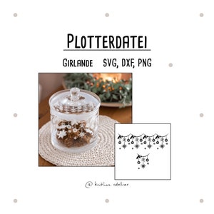 Könnte beinhalten: Eine Schwarzweißillustration einer Weihnachtsgirlande mit Ornamenten und Schneeflocken. Die Girlande wird in zwei Größen gezeigt. Der Text "PLOTTERDATEI" und "GIRLANDE SVG, DXF, PNG" ist ebenfalls im Bild zu sehen. Das Bild ist auf weißem Hintergrund.
