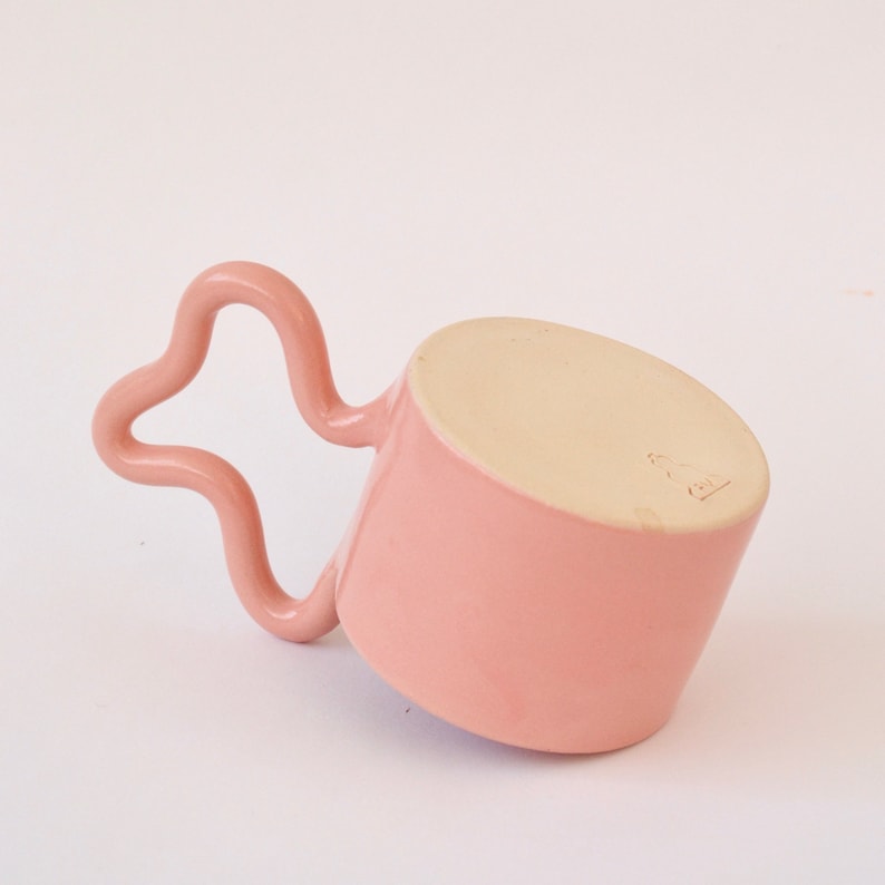 Pink handmade ceramic mug with wiggle handle image 3