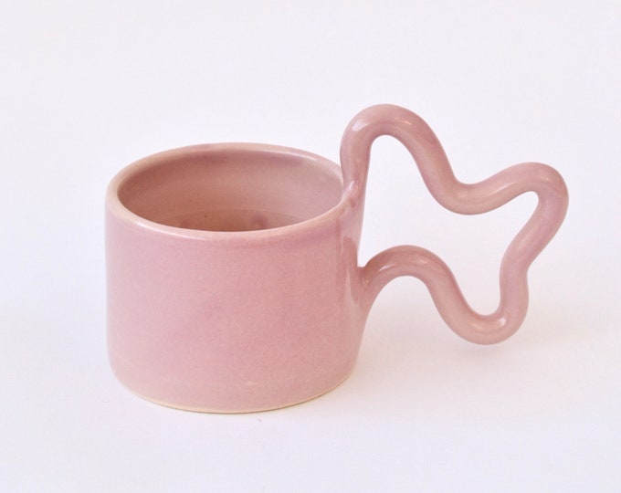 Lilac handmade ceramic mug with wiggle handle