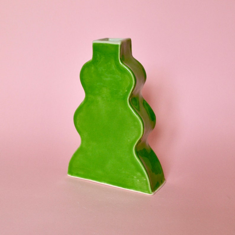 Handmade ceramic wavy vase in green image 2