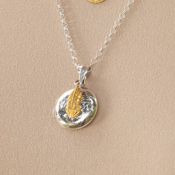 Personalised 18 Carat White Gold Vermeil Locket Necklace Round