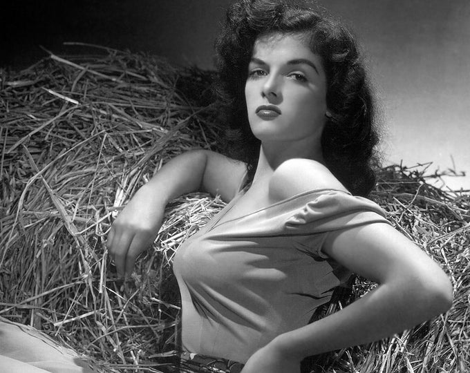 Jane Russell Monochrome Photo Print 02 (A4 Size - 210 x 297mm - 8.5" x...