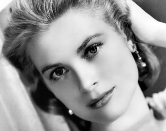 Grace Kelly Monochrome Photo Print 05 (A4 Size - 210 x 297mm - 8.5" x 11.75")