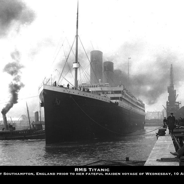 RMS Titanic Moored At Southampton, England Prior To Her Fateful Maiden Voyage B/W Photo Print 01 (A4 Size - 210 x 297mm - 8.5" x 11.75")