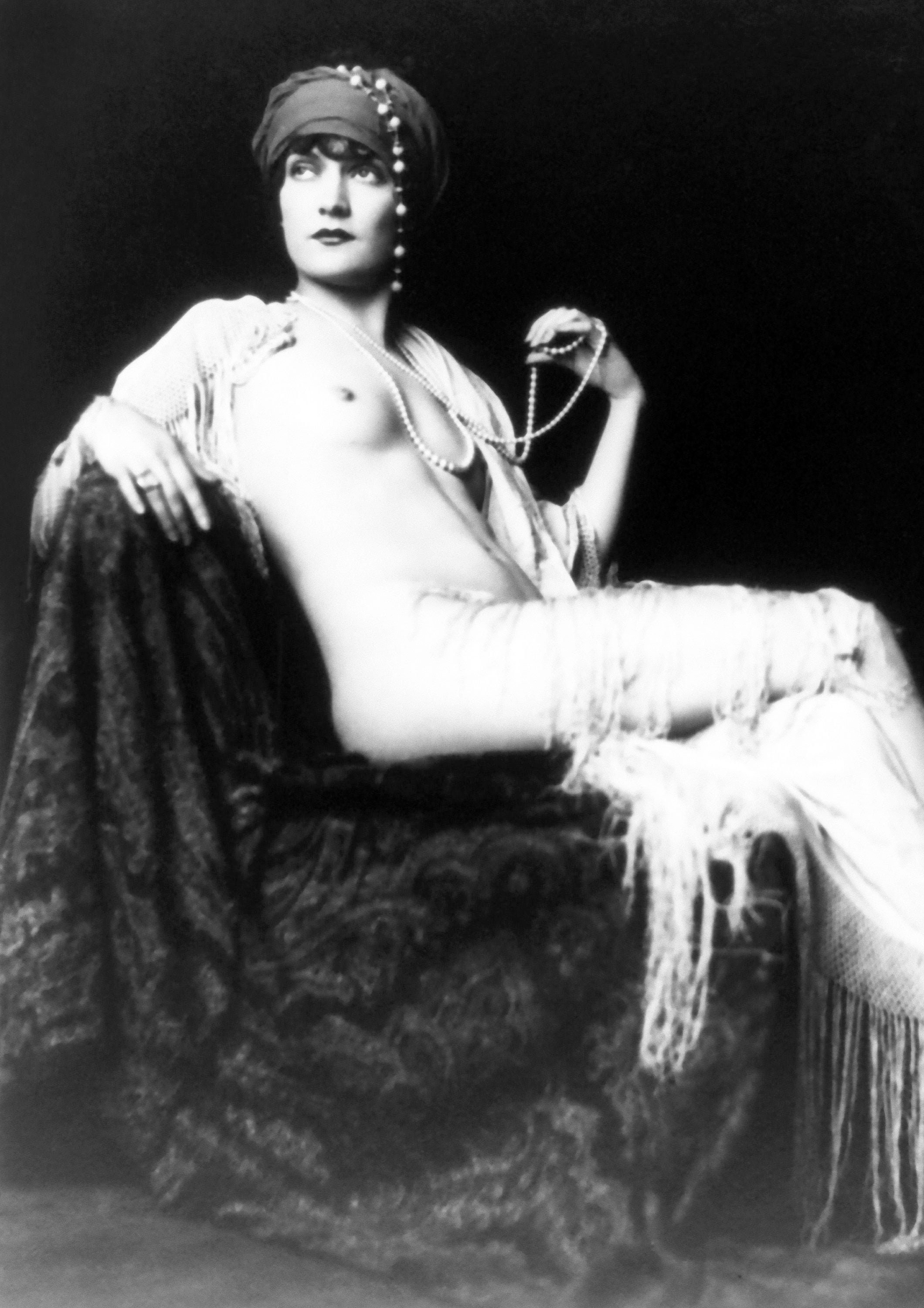 Alice wilkie nude