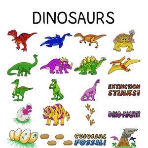 Op de afbeelding: Een verzameling geborduurde dinosaurus-patches in rood, blauw, oranje, geel, groen en paars. Bevat de teksten DINOSAURS, EXTINCTION STINKS!, DINO-MIGHT! en COLOSSAL FOSSIL!, evenals afbeeldingen van eieren, voetafdrukken en een vulkaan.