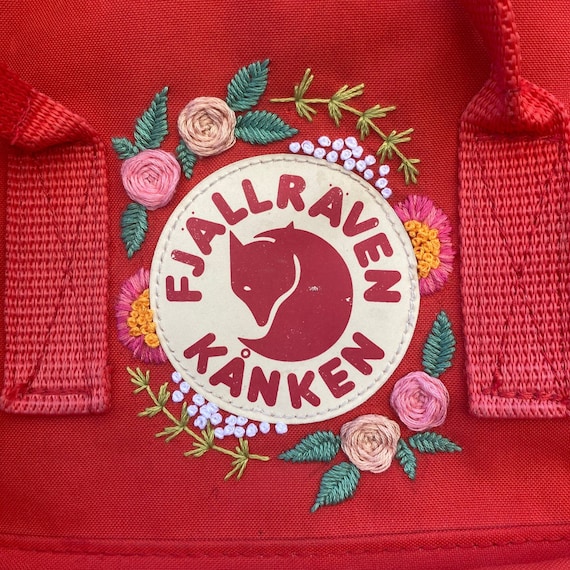 Kanken embroidered logo clearance
