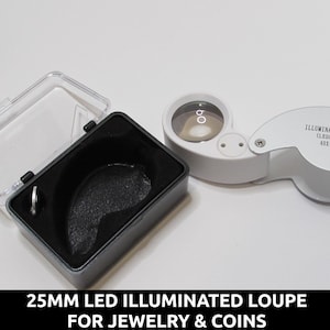 25mm Illuminated LED Loupe - Magnifier for Jewelry & Coins - 40X magnification