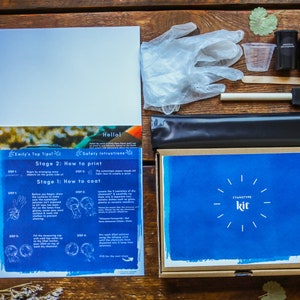 Explore cyanotype printing using this cyanotype kit. Including everything you nee to start your cyanotype journey, from mixing the chemistry to printing.