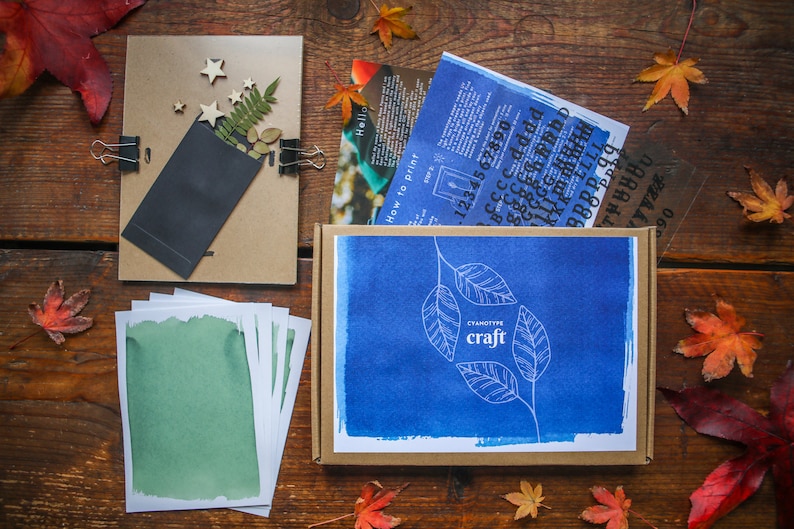 A cyanotype craft kit, aimed at children, young adults and adults. Learn how to create cyanotype prints using the sun! This fun kit covers everything you need. Perfect for the summer holidays and birthday gifts!