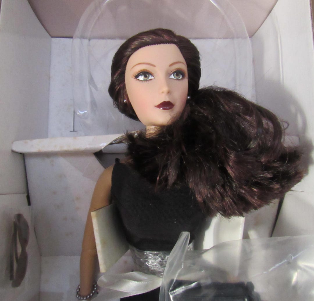 MIB NRFB Madame Alexander Back to Basics Alexandra Fairchild Ford