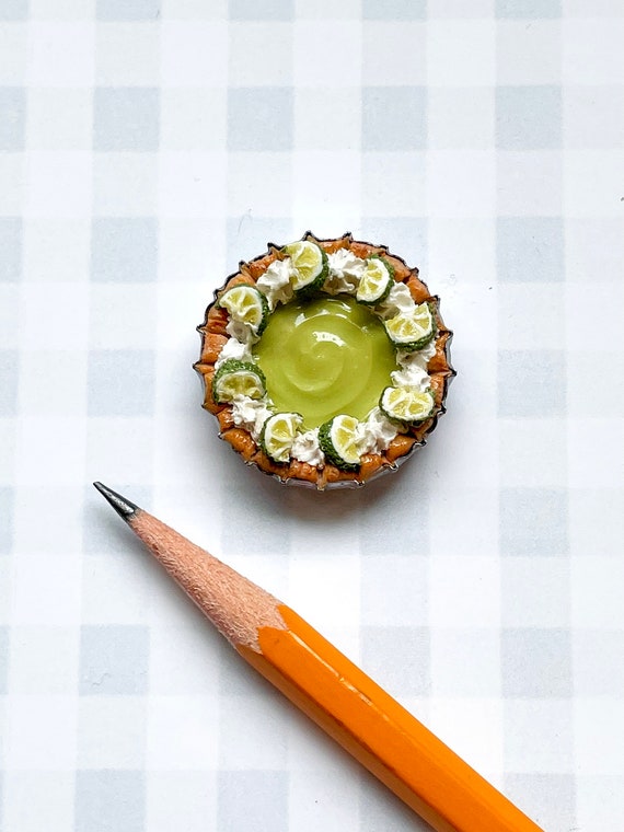 Figurines Art & Collectibles Bottle Cap Pie Miniature Key Lime Pie