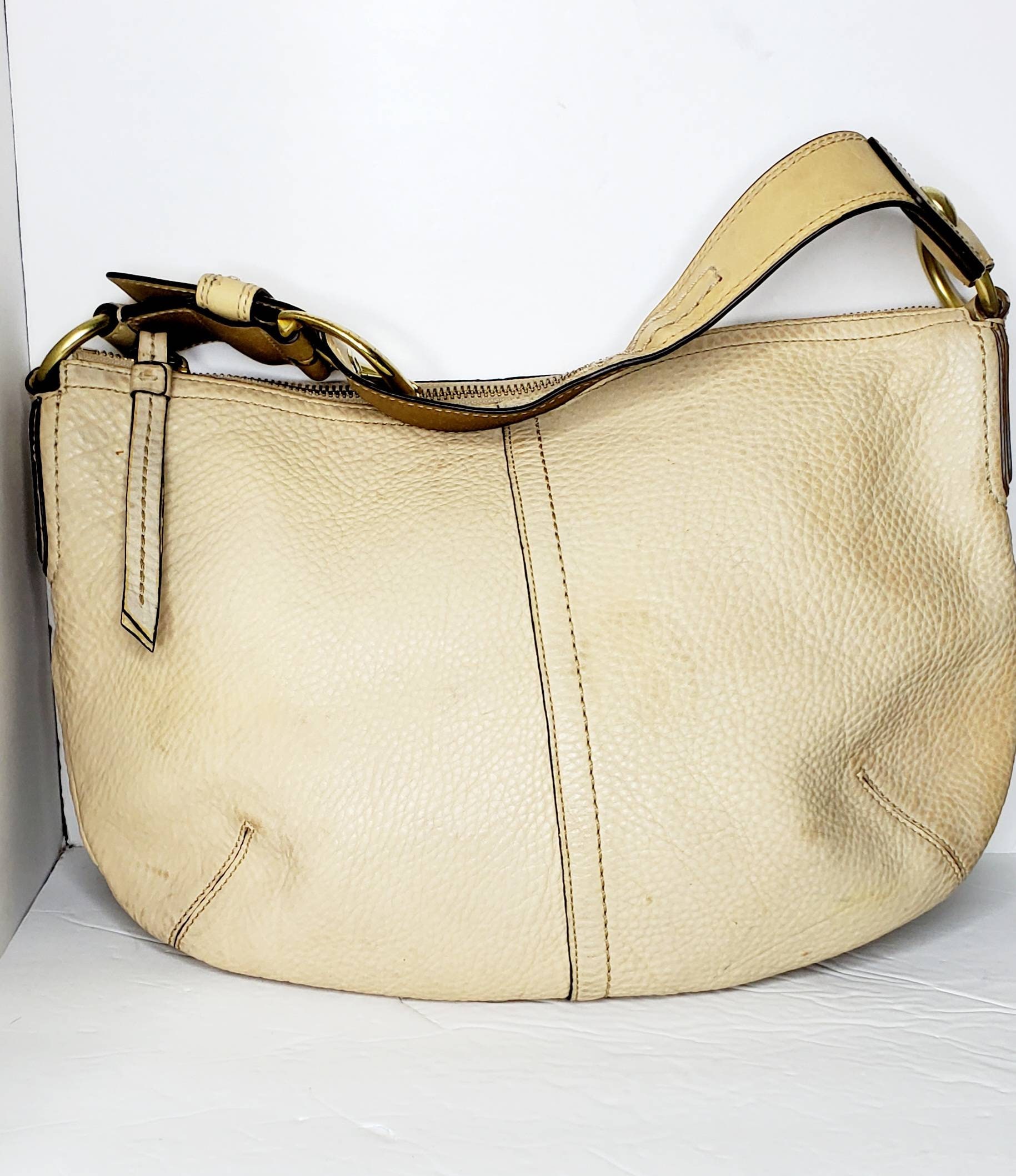 Beige Leather Vintage Coach Soho Shoulder Bag 