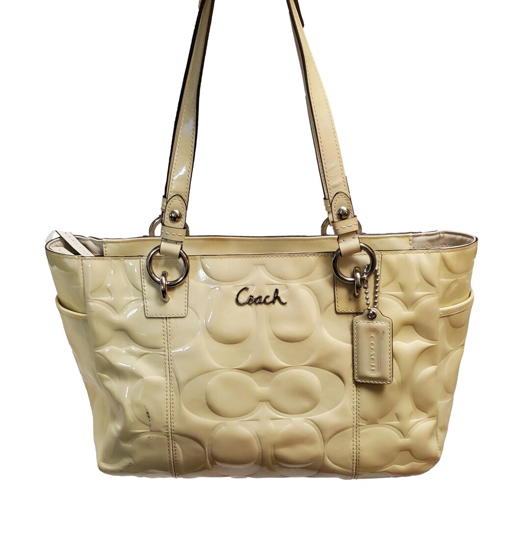 Coach - Authenticated Handbag - Cotton White for Women, Never Worn