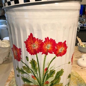 Hand Painted Trash/Garbage Can - 20 Gallon Bright, Red/Orange Poppies, Greenery, Black Checked Lid Rim And Can Base