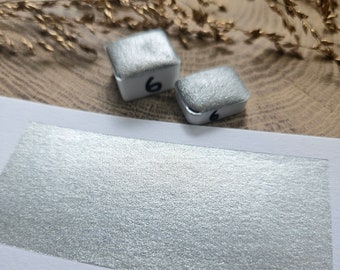 Plata • Pintura de acuarela hecha a mano • Media pastilla