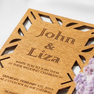 Faire-part de mariage en bois à destination - Carte de mariage rustique personnalisée - Mignon, réservez les dates