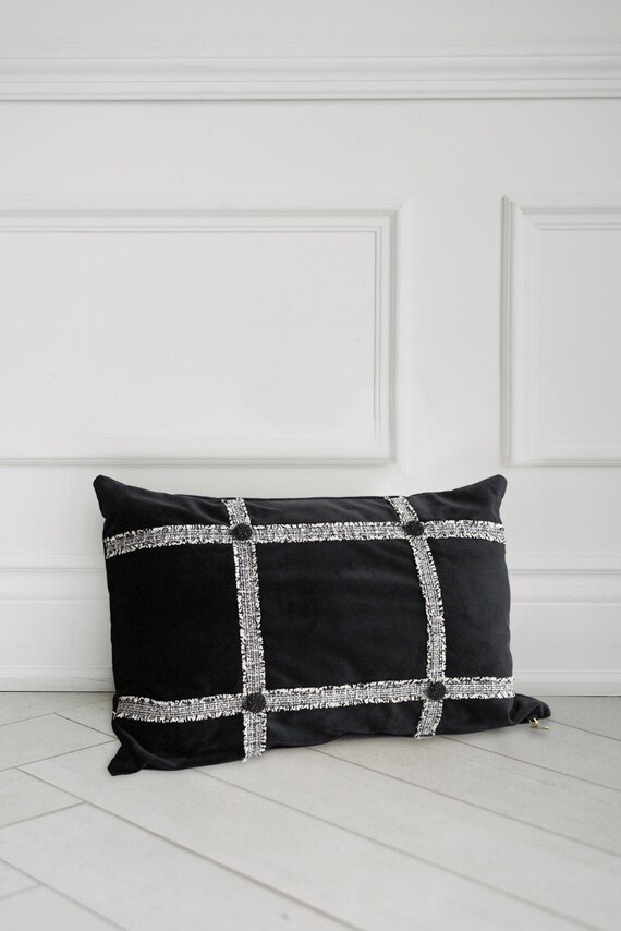 Black Velvet with Tweed detail Luxury Lumbar Pillow// 20x14 Cushion Cover // Decorative Pillow Cover