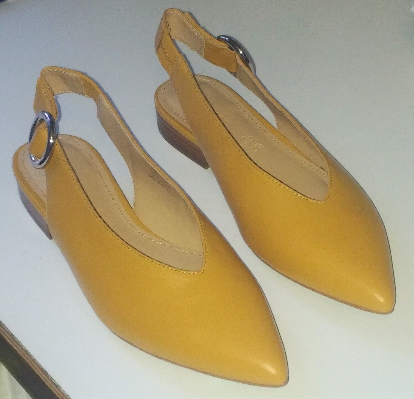 Gold sandals size 4.5 / 37.5 Etsy