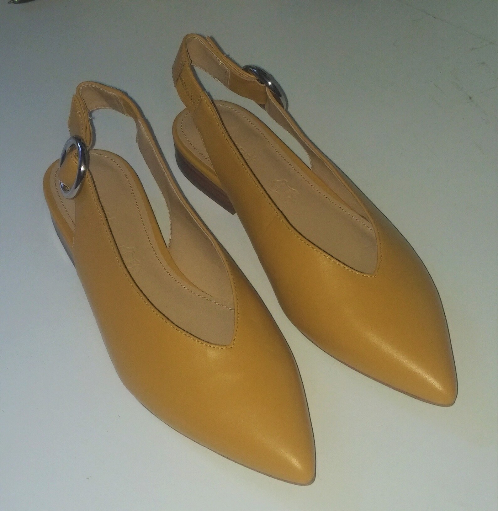 Gold sandals size 4.5 / 37.5 Etsy