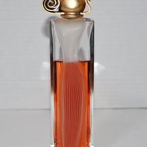 Perfume Organza Givenchy Eau de Parfum 100 ml. Un perfume vintage de los años 90 para mujer.