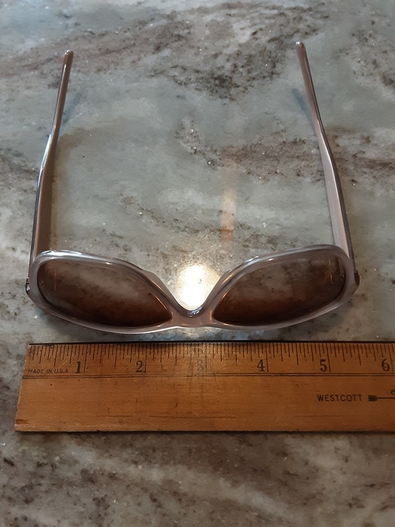 Vintage burberry sun glasses - image 2