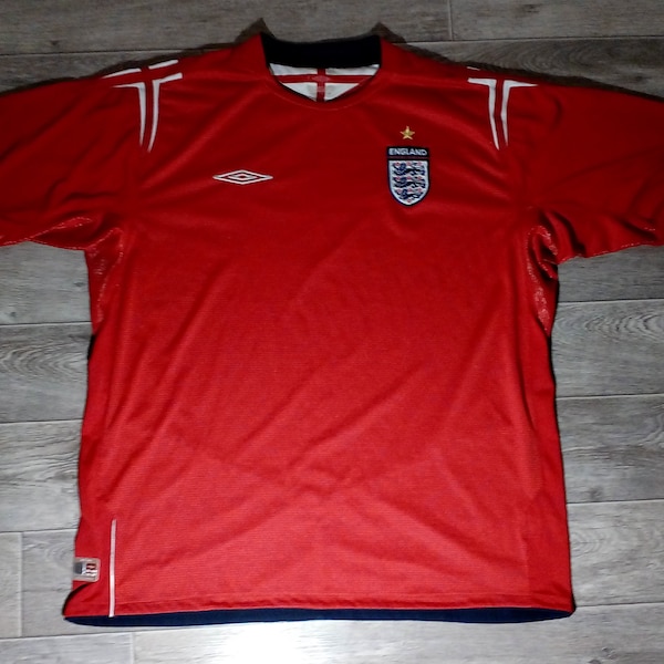 England national team three lions English umbro World Cup 2004 2006 red football soccer sports men's uniform shirt jersey knitwear size 2XL