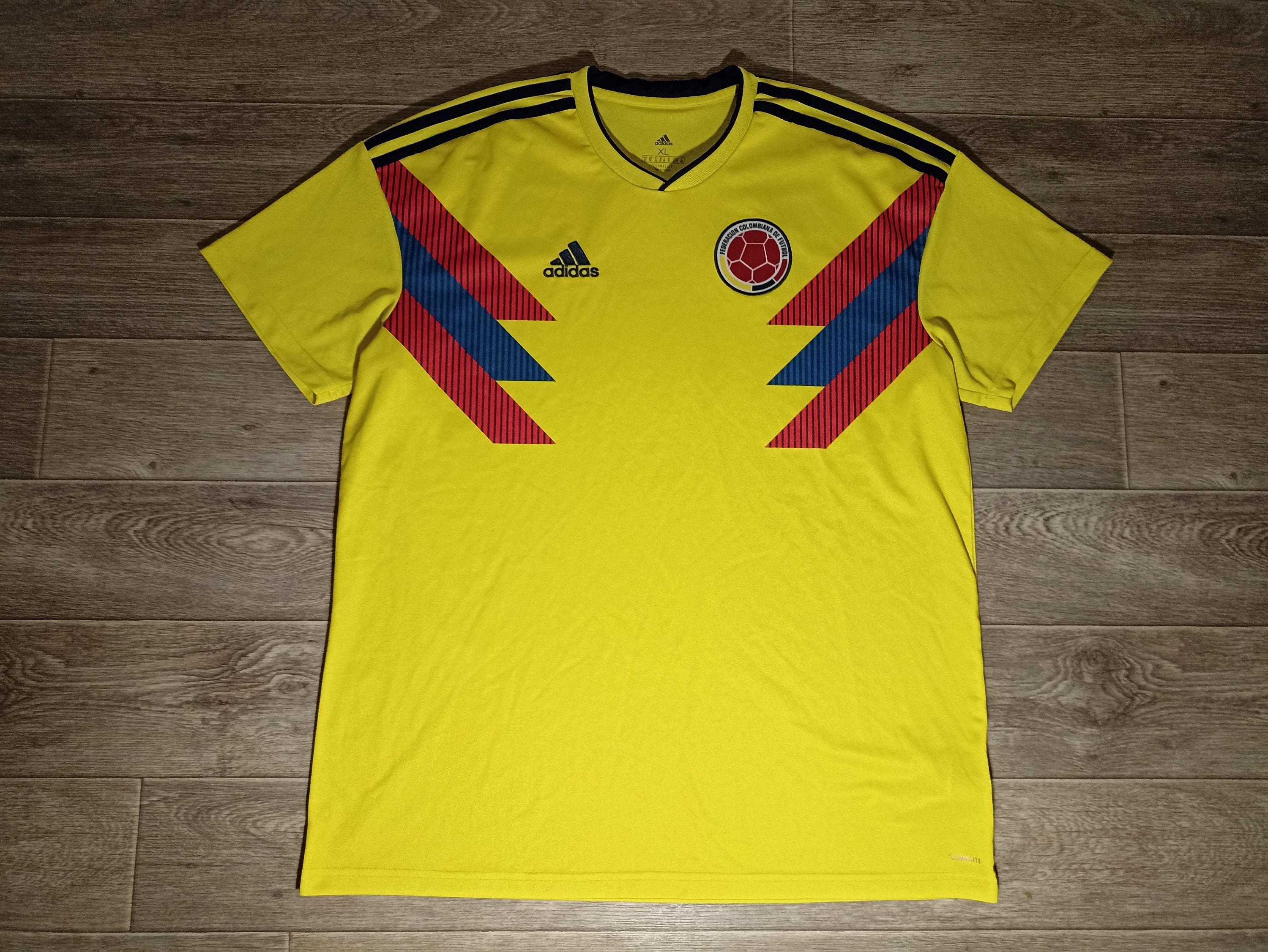 Adidas Originals Colombia Red 1990 World Cup Jersey Limited Edition! Medium  New