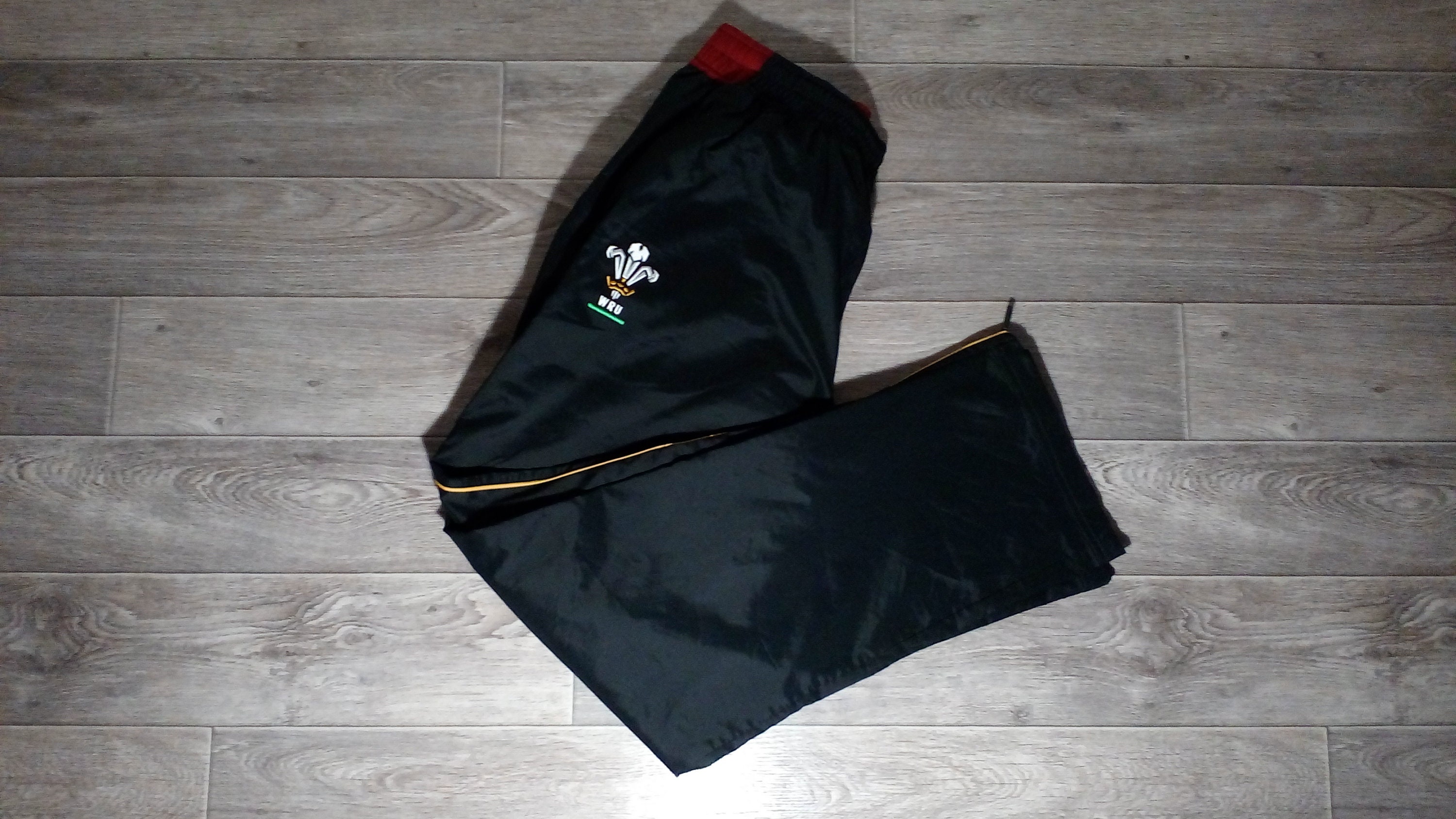 Wru joggers sale